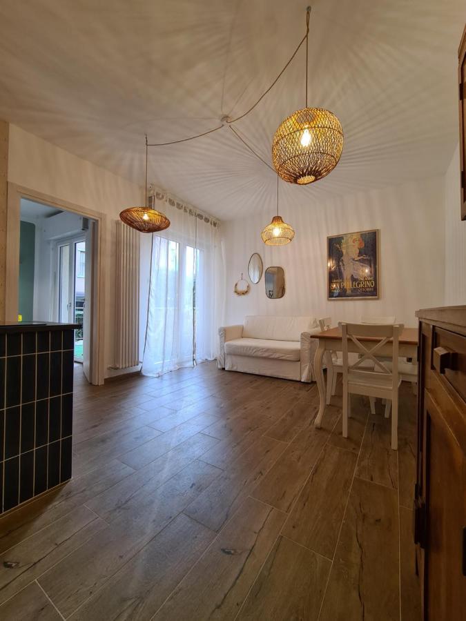 Апартаменты La Boheme, 2 Min Da Qc Terme, Free Parking Сан-Пеллегрино-Терме Экстерьер фото